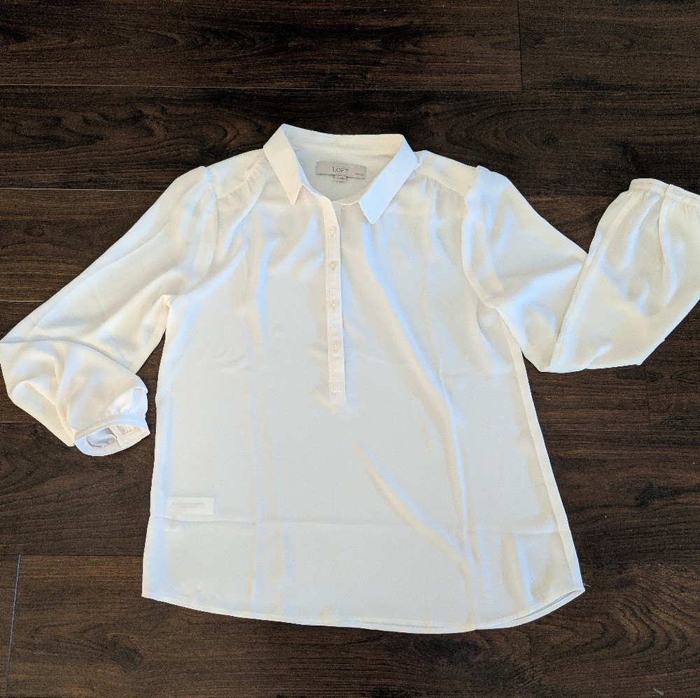 Creamy white LOFT blouse size SP new without tags